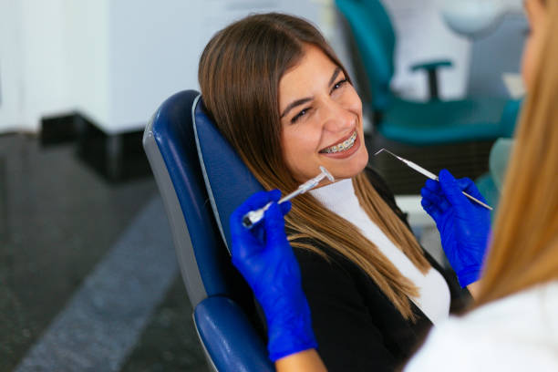 Best Tooth Extraction  in Elmwood Place, OH